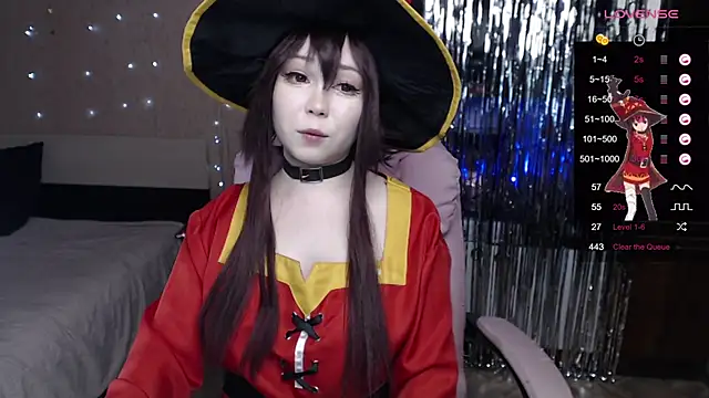 Snapshot of Vanessa_AmiX chatting on 02.19.25 Vanessa AmiX online show from 02.19.25