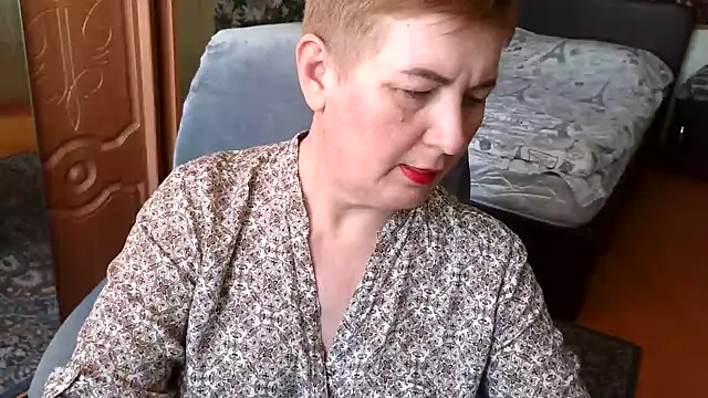 NicoleOlla online show from 02.24.25