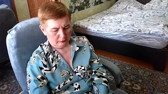 NicoleOlla online show from 02.25.25