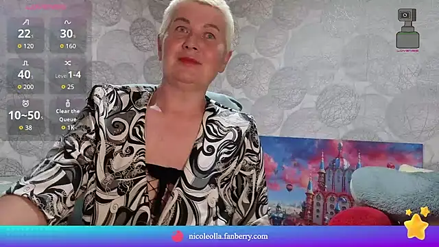 NicoleOlla online show from 05.13.26