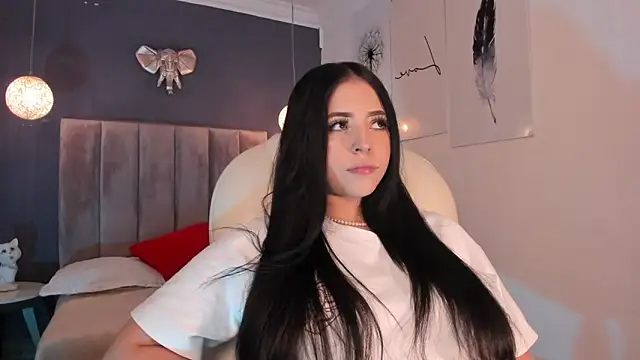 Maaiitee online show from 12.31.24