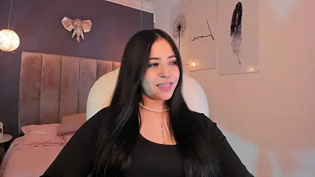 Maaiitee online show from 03.07.25