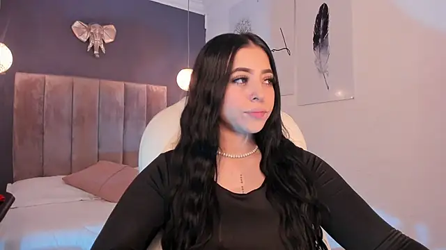 Maaiitee online show from 03.19.25