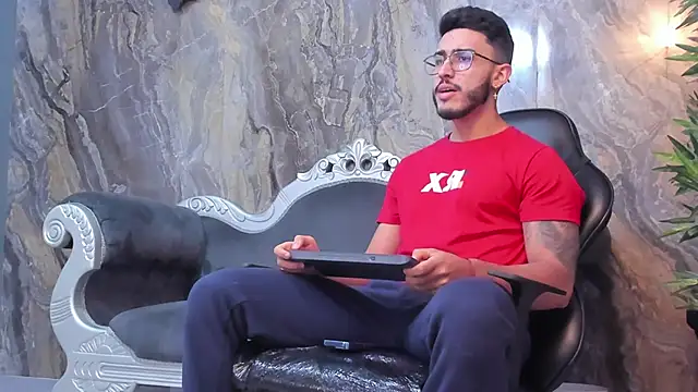 Liam Kleiin online show from 01.30.25