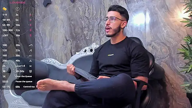 Liam Kleiin online show from 02.05.25