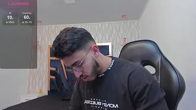 Liam Kleiin online show from 12.22.25