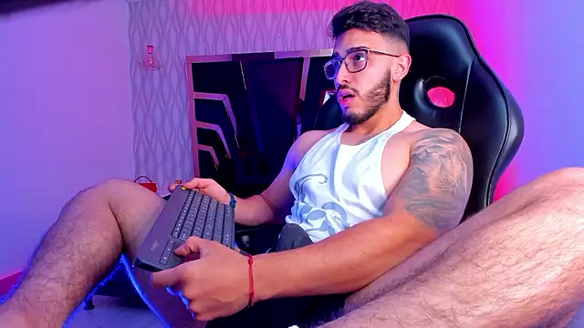 Liam Kleiin online show from 02.02.26