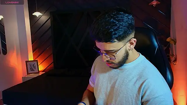 Liam Kleiin online show from 04.16.26