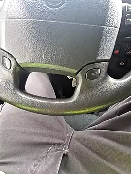 Snapshot of smartzy chatting on 11.13.25 smartzy online show from 11.13.25