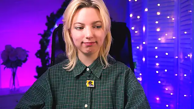 Snapshot of RocKStone_ chatting on 01.23.25 RocKStone online show from 01.23.25