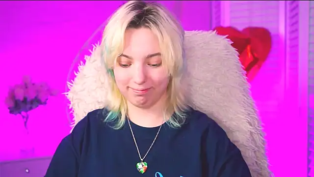 Snapshot of RocKStone_ chatting on 03.01.25 RocKStone online show from 03.01.25