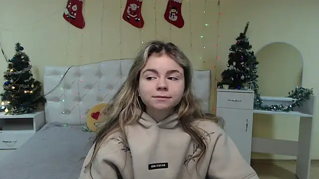 TinaRedly online show from 01.05.25