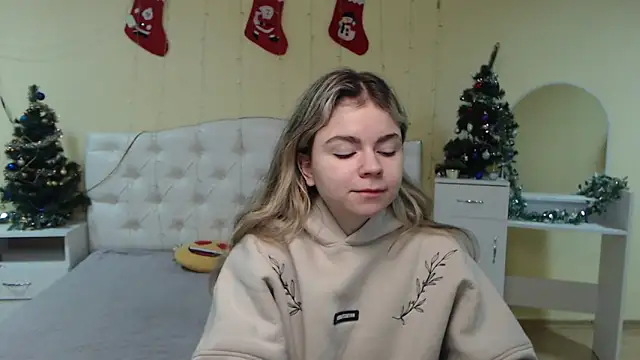 TinaRedly online show from 01.06.25