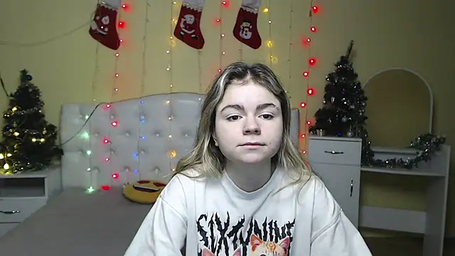 TinaRedly online show from 01.06.25