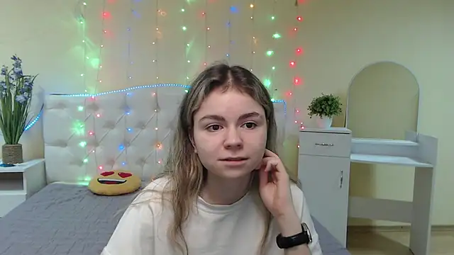 TinaRedly online show from 01.21.25