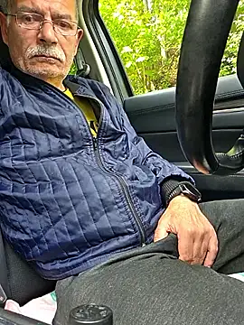 bottomhairy online show from 09.11.25