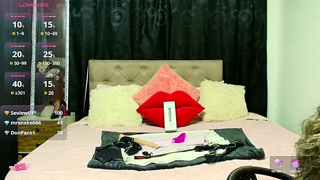 megan collins96 online show from 03.20.25