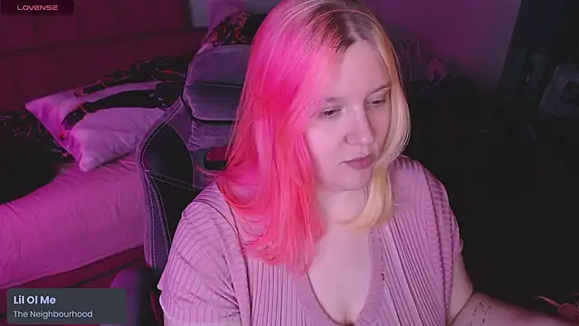 Snapshot of lissamuff chatting on 05.24.26 lissamuff online show from 05.24.26