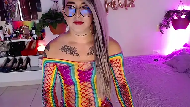 Snapshot of Laveneno_ortiz07 chatting on 10.03.25 Laveneno ortiz07 online show from 10.03.25