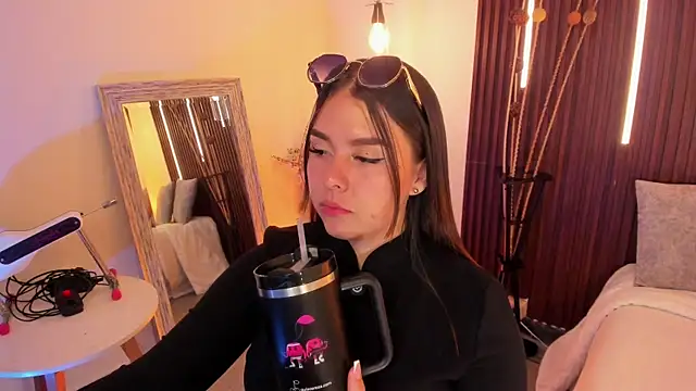 ArianaBaker online show from 04.16.26