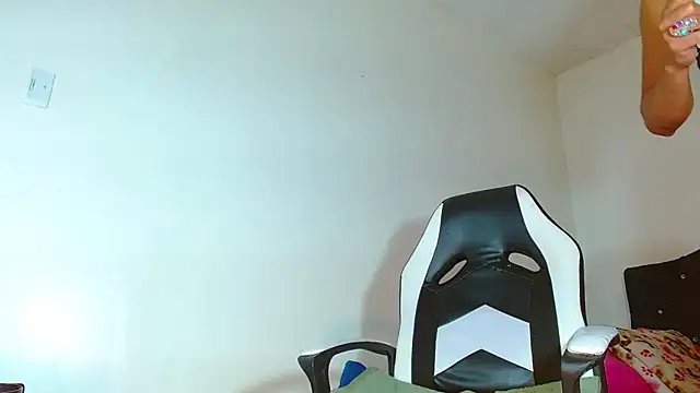 bellatrixx 69 online show from 01.03.25