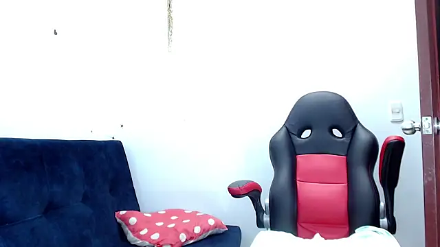 Snapshot of kaira_sweet_ chatting on 12.04.24 kaira sweet online show from 12.04.24