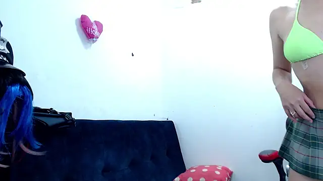 Snapshot of kaira_sweet_ chatting on 02.02.25 kaira sweet online show from 02.02.25