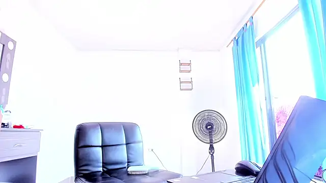 xmissinchesxx online show from 07.07.26