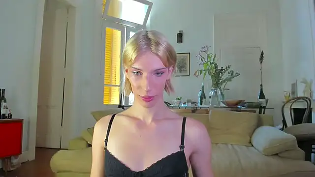 AliceSnowCatt online show from 12.04.25