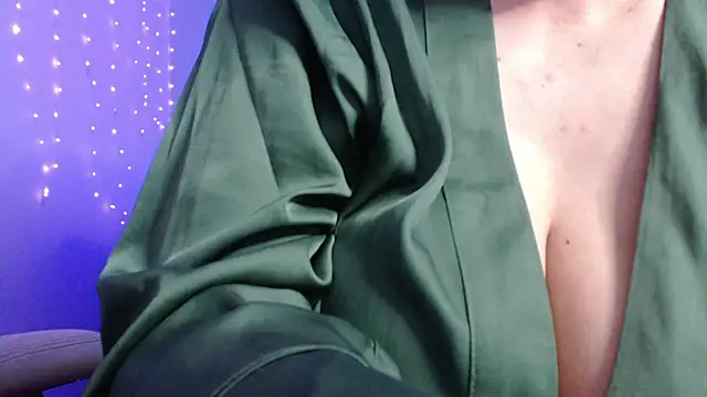 missdaniels online show from 02.13.25