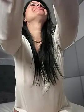 Snapshot of _adelle chatting on 01.13.25 adelle online show from 01.13.25