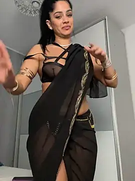 Snapshot of _adelle chatting on 03.22.25 adelle online show from 03.22.25