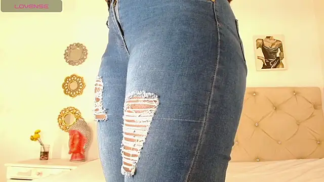 lilit kyteler online show from 01.08.25