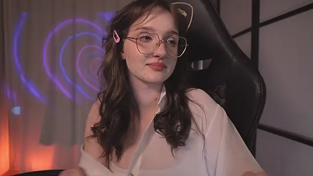 Snapshot of ELLIEJAY chatting on 02.13.25 ELLIEJAY online show from 02.13.25