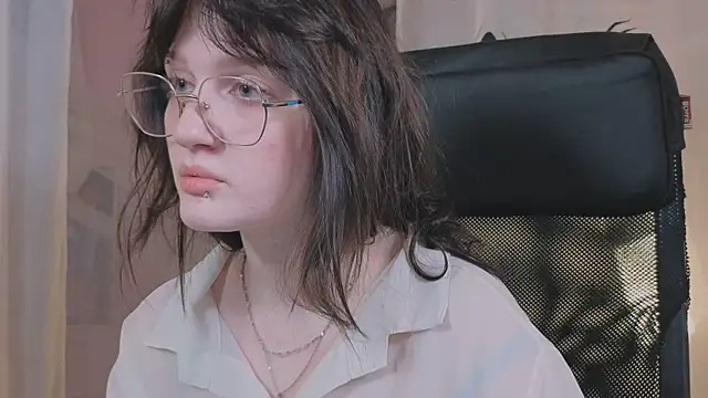 Snapshot of ELLIEJAY chatting on 11.01.25 ELLIEJAY online show from 11.01.25