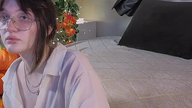 Snapshot of ELLIEJAY chatting on 11.02.25 ELLIEJAY online show from 11.02.25