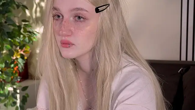 ELLIEJAY online show from 04.17.26