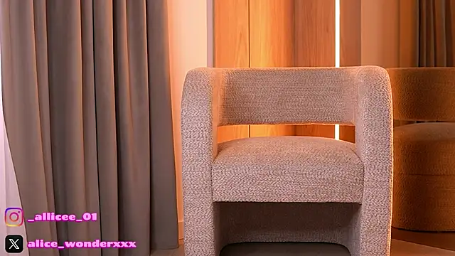 VanessaSimon online show from 04.01.26