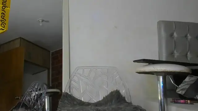 Snapshot of Kendall_Hotsexy_x chatting on 02.04.26 Kendall Hotsexy x online show from 02.04.26