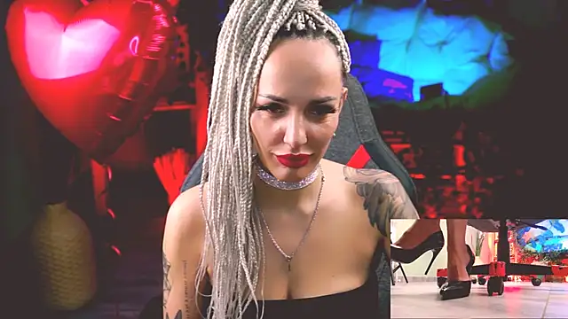 MonicaMaxwel online show from 02.16.25