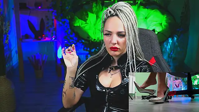 MonicaMaxwel online show from 03.03.25