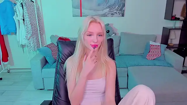 AleksaBlonde online show from 01.11.25