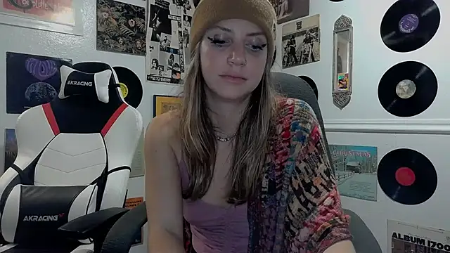 molly witha chance online show from 01.19.25