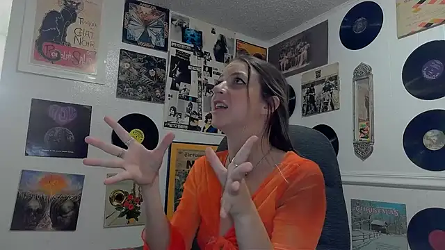 molly witha chance online show from 01.23.25