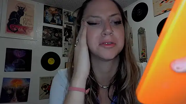 molly witha chance online show from 01.24.25