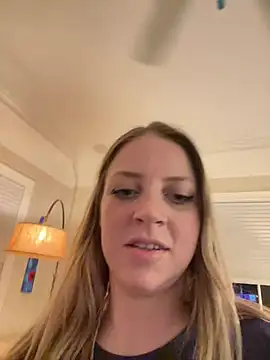 molly witha chance online show from 01.31.25