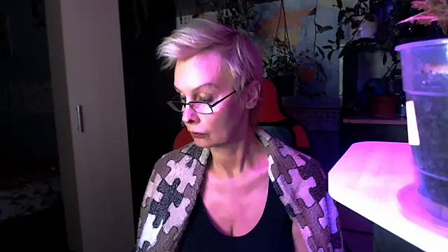 HelgaHimmell online show from 04.05.26