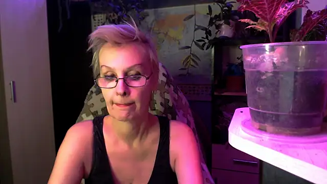 HelgaHimmell online show from 04.09.26