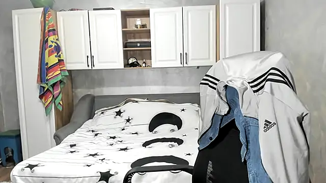 ANGELALEXYNO2024 online show from 10.25.25