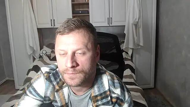 ANGELALEXYNO2024 online show from 11.28.25